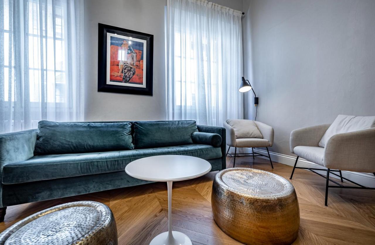 Hs4U Ricasoli Luxury Apartment Near Duomo N. 3 Florence Exterior photo