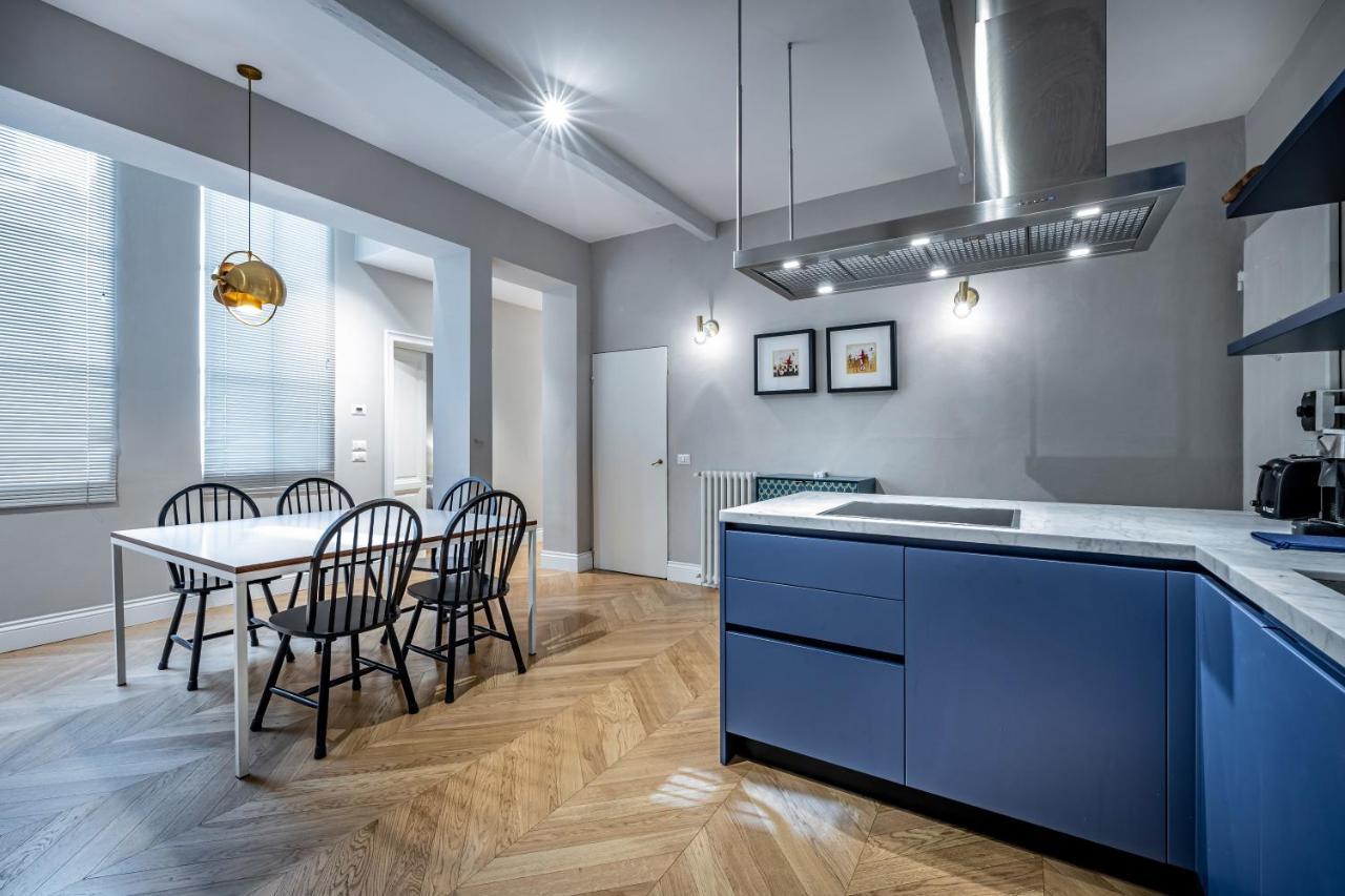 Hs4U Ricasoli Luxury Apartment Near Duomo N. 3 Florence Exterior photo
