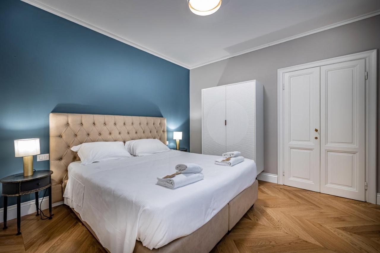 Hs4U Ricasoli Luxury Apartment Near Duomo N. 3 Florence Exterior photo