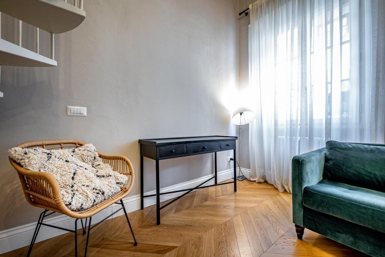 Hs4U Ricasoli Luxury Apartment Near Duomo N. 3 Florence Exterior photo