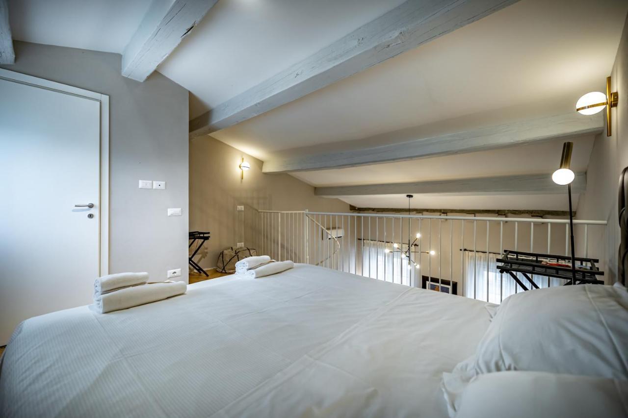 Hs4U Ricasoli Luxury Apartment Near Duomo N. 3 Florence Exterior photo