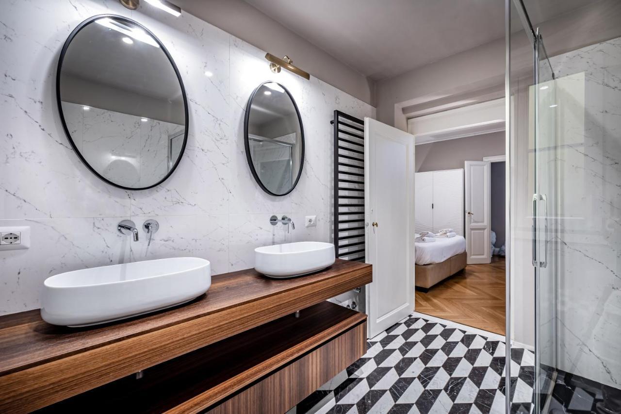 Hs4U Ricasoli Luxury Apartment Near Duomo N. 3 Florence Exterior photo