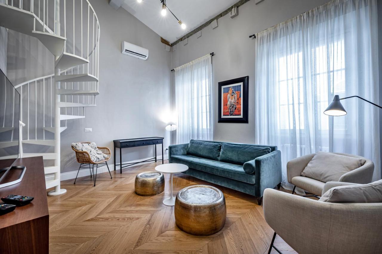 Hs4U Ricasoli Luxury Apartment Near Duomo N. 3 Florence Exterior photo